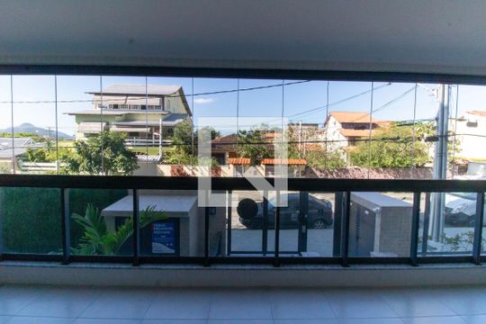 Vista da Suíte 1 de apartamento para alugar com 2 quartos, 100m² em Marazul, Niterói
