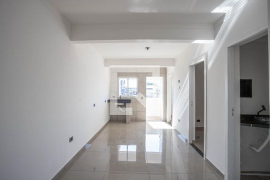 Sala  de apartamento para alugar com 2 quartos, 40m² em Casa Grande, Diadema