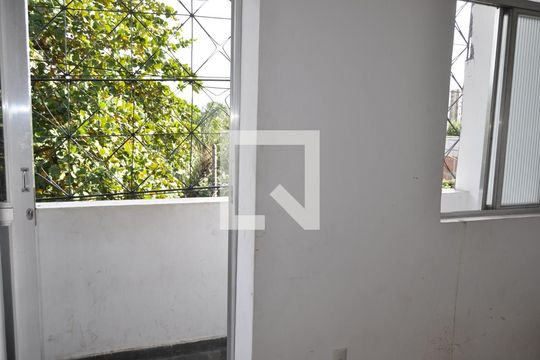 Sala de apartamento à venda com 4 quartos, 89m² em Del Castilho, Rio de Janeiro