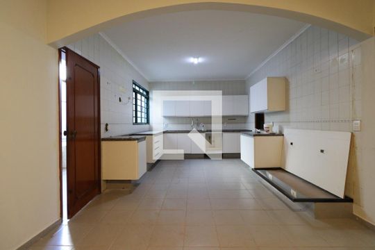 Cozinha de casa para alugar com 7 quartos, 400m² em Alto da Boa Vista, Ribeirão Preto