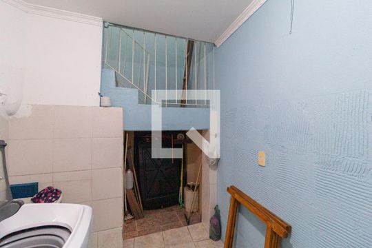 Área de serviço de casa à venda com 2 quartos, 210m² em Jardim das Flores, Osasco