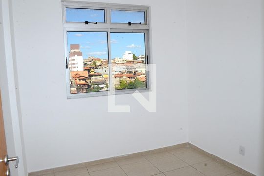 Quarto 1 de apartamento à venda com 2 quartos, 70m² em Ana Lúcia, Belo Horizonte