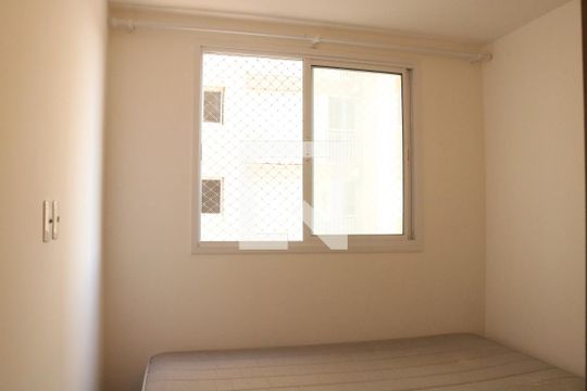 Suíte de apartamento para alugar com 1 quarto, 29m² em Parque Industrial Tomas Edson, São Paulo
