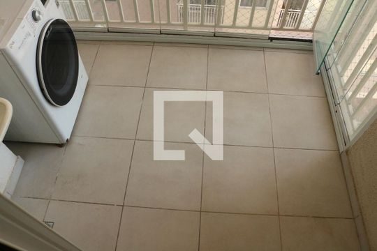 Área de Serviço de apartamento para alugar com 1 quarto, 29m² em Parque Industrial Tomas Edson, São Paulo