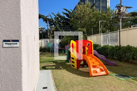 Área comum - Playground de apartamento para alugar com 1 quarto, 29m² em Parque Industrial Tomas Edson, São Paulo