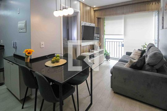Sala e Cozinha de apartamento à venda com 2 quartos, 38m² em Vila Formosa, São Paulo