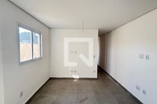 Sala de apartamento à venda com 2 quartos, 67m² em Jardim Santo Alberto, Santo André