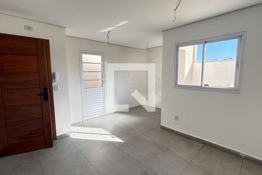 Sala de apartamento à venda com 2 quartos, 67m² em Jardim Santo Alberto, Santo André