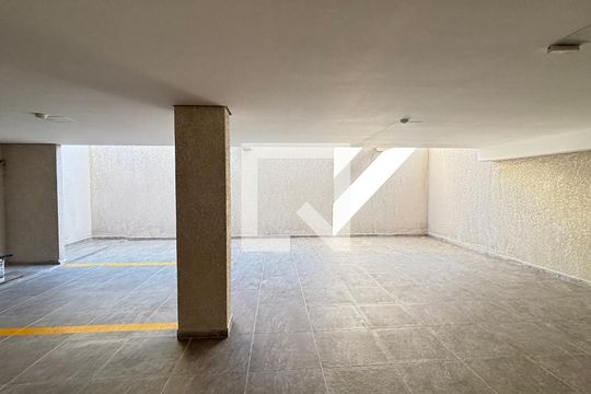 Garagem de apartamento à venda com 2 quartos, 67m² em Jardim Santo Alberto, Santo André