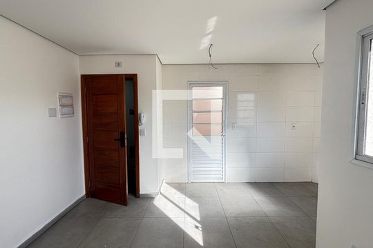 Sala de apartamento à venda com 2 quartos, 67m² em Jardim Santo Alberto, Santo André