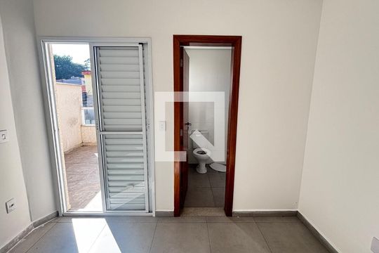 Suíte de apartamento à venda com 2 quartos, 67m² em Jardim Santo Alberto, Santo André