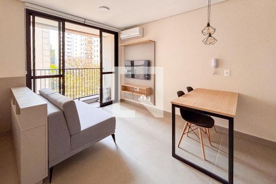 Kitnet/Studio para alugar com 1 quarto, 35m² em Vila Madalena, São Paulo