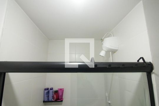 Banheiro de apartamento à venda com 2 quartos, 32m² em Vila Graciosa, São Paulo