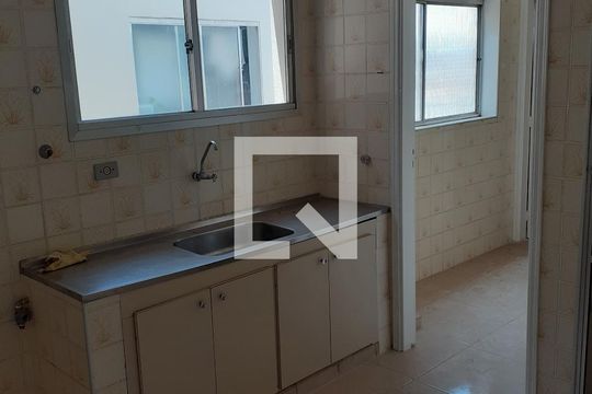 Cozinha de apartamento à venda com 2 quartos, 66m² em Jardim Campos Elíseos, Campinas