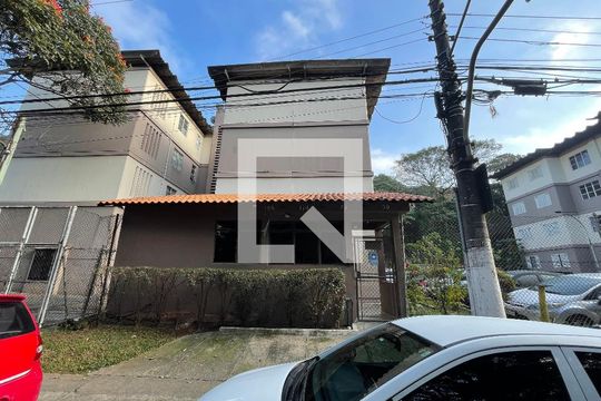 Fachada e portaria de apartamento para alugar com 2 quartos, 61m² em Jardim Arpoador, São Paulo
