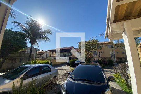 Vista da Sala de casa à venda com 2 quartos, 75m² em Taquara, Rio de Janeiro