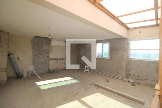 Cozinha de apartamento à venda com 3 quartos, 335m² em Chora Menino, São Paulo