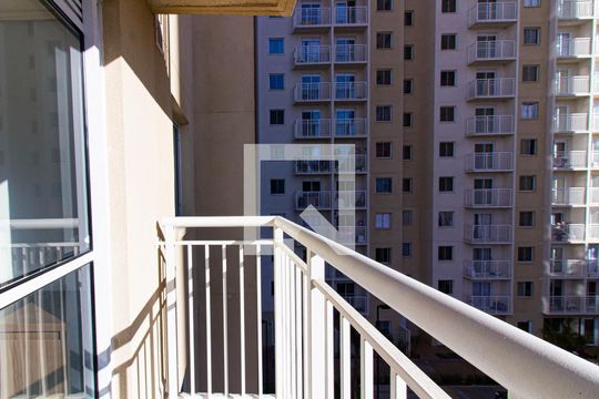 Varanda de apartamento para alugar com 1 quarto, 35m² em Parque Industrial Tomas Edson, São Paulo