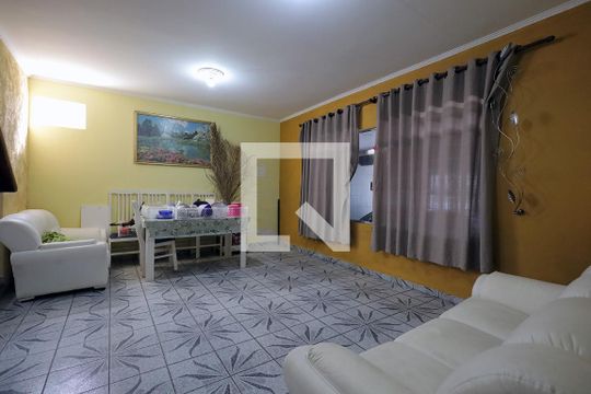 Casa para alugar com 4 quartos, 320m² em Jardim Guarará, Santo André