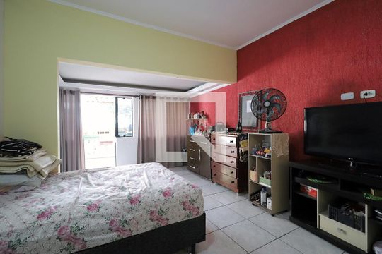 Suíte 3 de casa para alugar com 4 quartos, 320m² em Jardim Guarará, Santo André