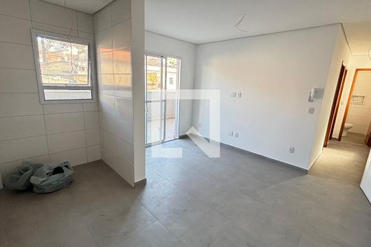 Cozinha de apartamento à venda com 2 quartos, 69m² em Jardim Santo Alberto, Santo André