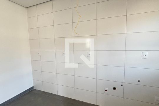 Cozinha de apartamento à venda com 2 quartos, 69m² em Jardim Santo Alberto, Santo André