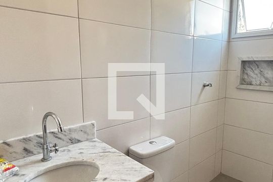 Banheiro da Suíte de apartamento à venda com 2 quartos, 69m² em Jardim Santo Alberto, Santo André