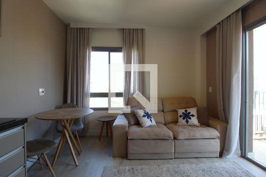 Sala de apartamento à venda com 1 quarto, 36m² em Indianópolis, São Paulo
