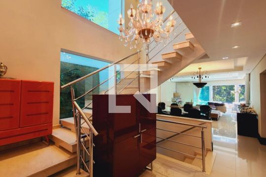 Casa de Condomínio à venda com 4 quartos, 660m² em Tremembé, São Paulo