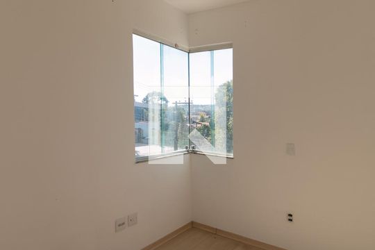 Quarto 1 de casa à venda com 3 quartos, 200m² em Novo Glória, Belo Horizonte