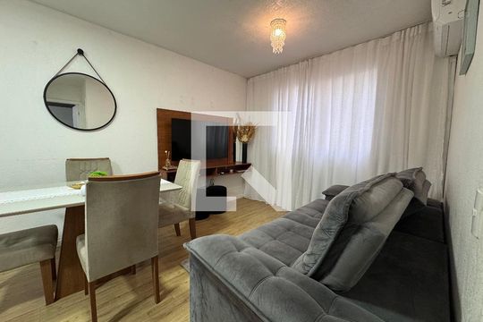 Apartamento à venda com 2 quartos, 46m² em Santos Dumont, São Leopoldo