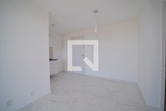 Sala de apartamento para alugar com 2 quartos, 42m² em Jardim America da Penha, São Paulo