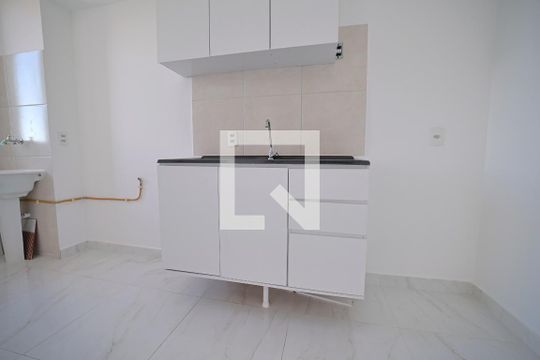 Cozinha de apartamento para alugar com 2 quartos, 42m² em Jardim America da Penha, São Paulo