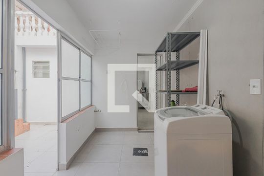 Área de Serviço de casa para alugar com 2 quartos, 140m² em Pinheiros, São Paulo