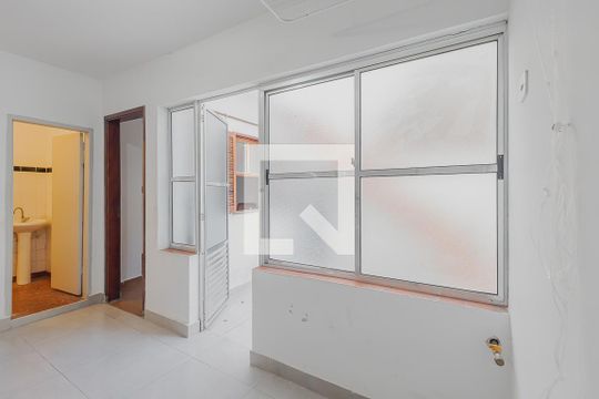 Área de Serviço de casa para alugar com 2 quartos, 140m² em Pinheiros, São Paulo