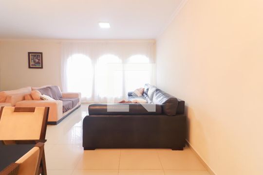 Casa à venda com 3 quartos, 147m² em Jardim Jussara, São Paulo