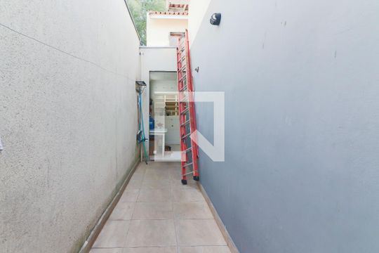 Quintal de casa à venda com 3 quartos, 147m² em Jardim Jussara, São Paulo