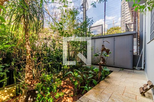 Jardim de casa à venda com 3 quartos, 220m² em Perdizes, São Paulo