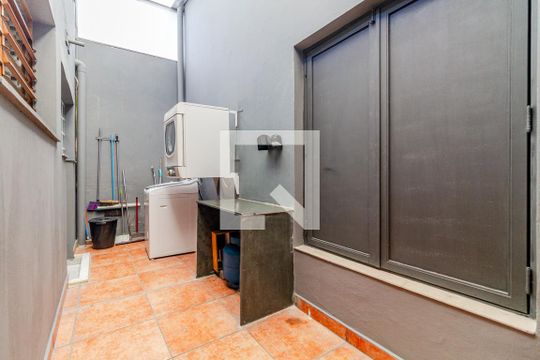 Área de Serviço de casa à venda com 3 quartos, 220m² em Perdizes, São Paulo