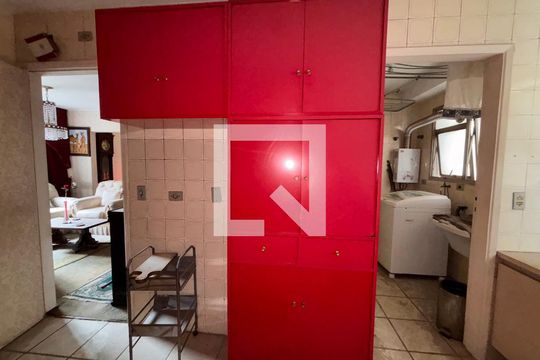 Cozinha de apartamento à venda com 2 quartos, 96m² em Pinheiros, São Paulo