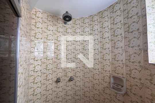 Banheiro da Suíte de apartamento à venda com 2 quartos, 96m² em Pinheiros, São Paulo
