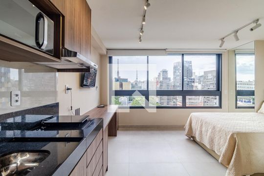 Studio de kitnet/studio para alugar com 1 quarto, 24m² em Pinheiros, São Paulo