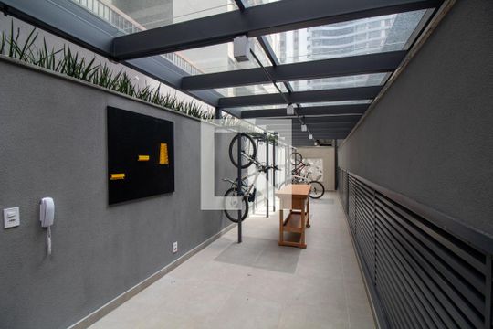 Área comum - Bicicletario de kitnet/studio para alugar com 1 quarto, 25m² em Brooklin, São Paulo