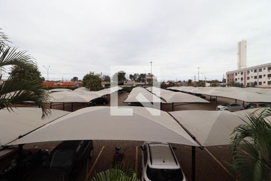 Quarto 1 Vista  de apartamento para alugar com 2 quartos, 42m² em Planalto Verde, Ribeirão Preto