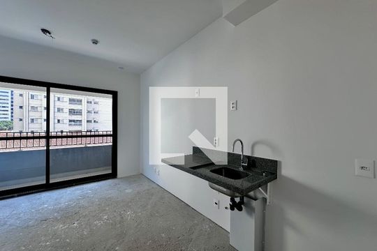 Studio de kitnet/studio à venda com 0 quarto, 23m² em Vila Cordeiro, São Paulo