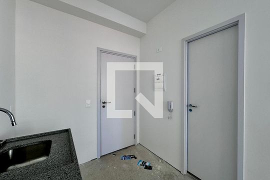 Studio de kitnet/studio à venda com 0 quarto, 23m² em Vila Cordeiro, São Paulo