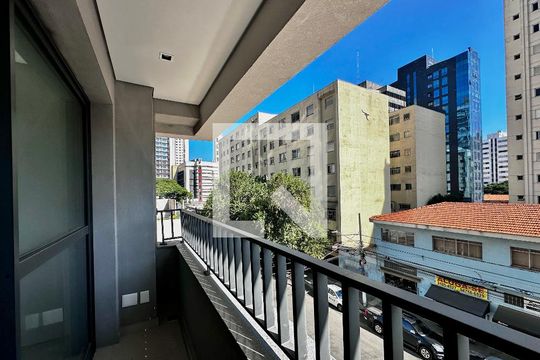 Sacada de kitnet/studio à venda com 0 quarto, 23m² em Vila Cordeiro, São Paulo