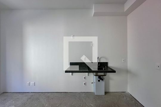 Studio de kitnet/studio à venda com 0 quarto, 23m² em Vila Cordeiro, São Paulo