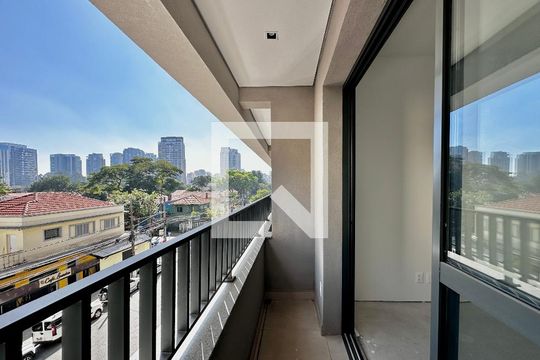 Sacada de kitnet/studio à venda com 0 quarto, 23m² em Vila Cordeiro, São Paulo