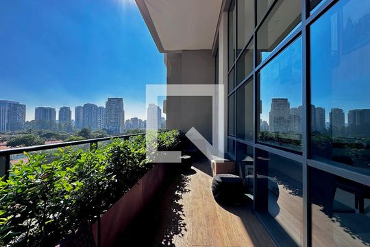 Terraço de kitnet/studio à venda com 0 quarto, 25m² em Vila Cordeiro, São Paulo
